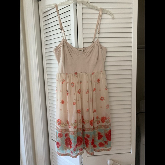 Billabong Dresses & Skirts - Billabong summer floral dress